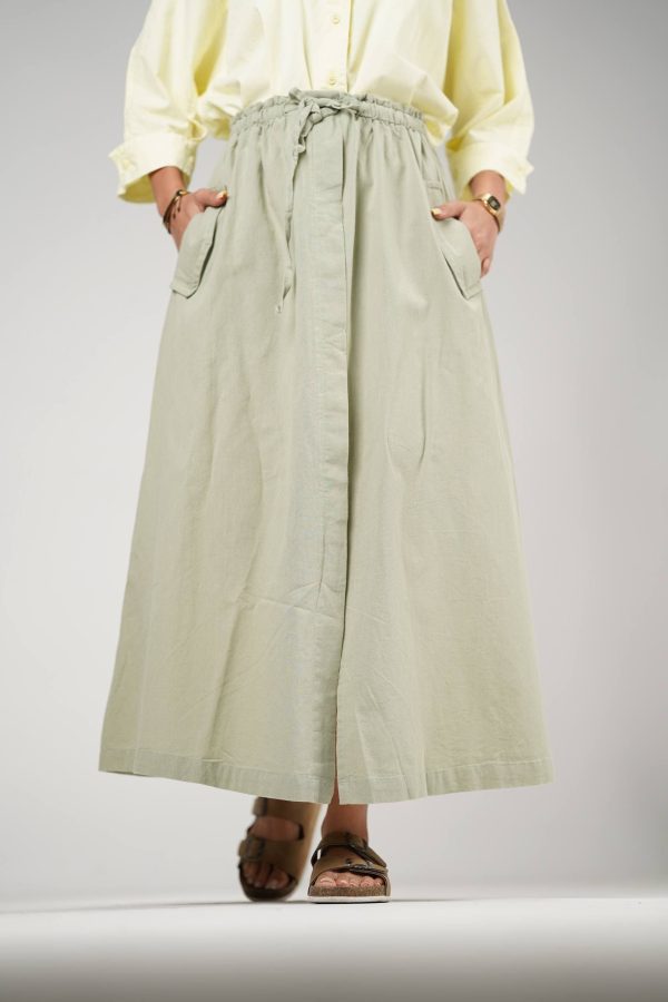 ago_green_skirt دامن سبز کمرنگ ماچا بدون چین برای بیرون از منزل